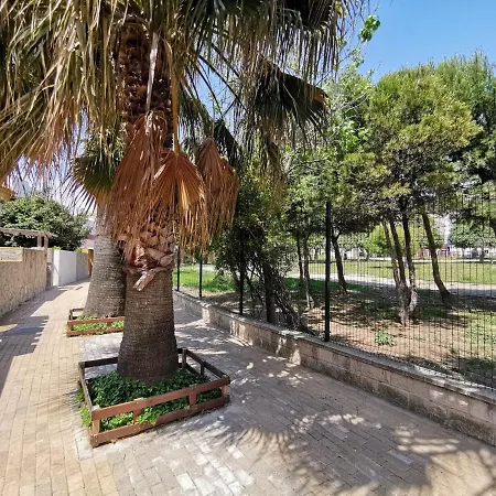 Holiday home Con Jardin